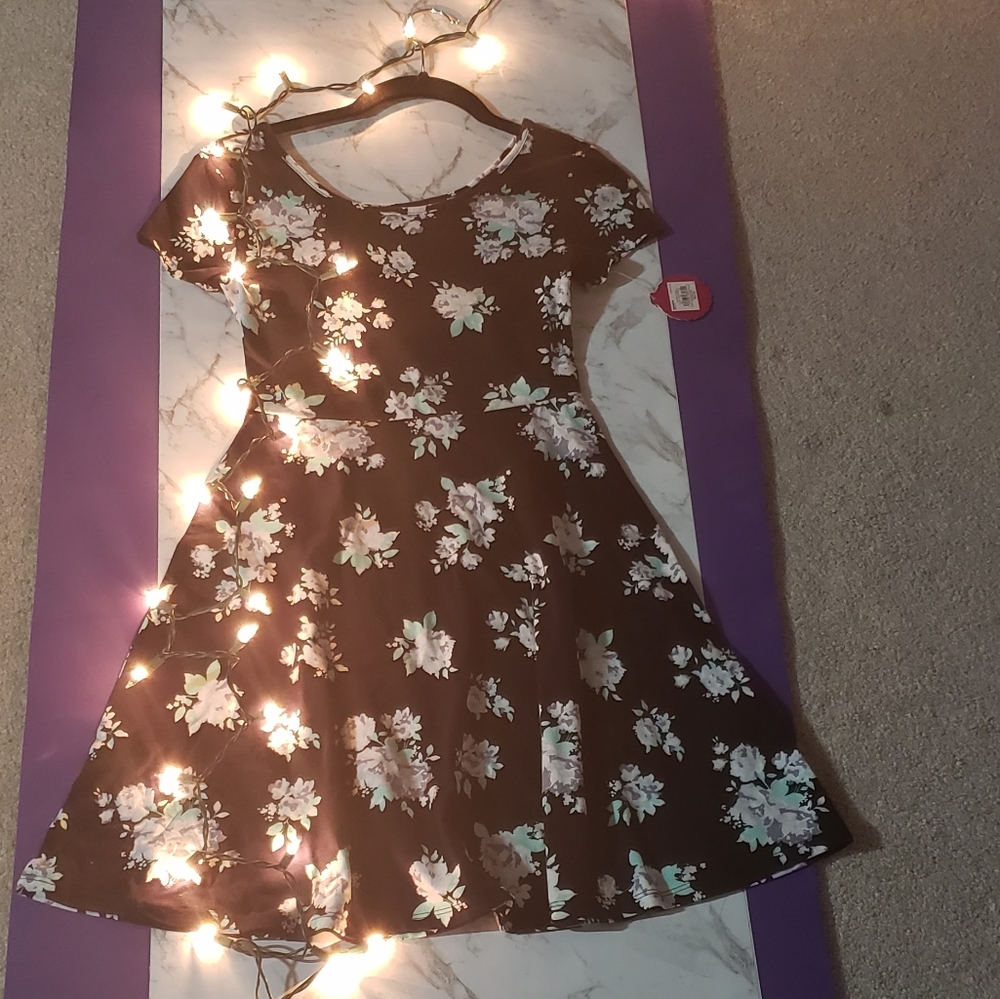 Opened back, girls, floral dress.